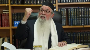 "מי שלא ישן בלילה הזה כלל - לא יארע לו שום נזק": המקובל הרב ביטון מגלה את הסוד של שבועות