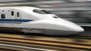 תוך שניות על 600 קמ"ש: הרכבת הכי מהירה בעולם בתיעוד מסחרר