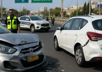 "לפתע נשמע קול חבטה וקול נפץ אדיר": רגע אחד של איפוק – וניצלו מנס "לפתע נשמע קול חבטה וקול נפץ אדיר": רגע אחד של איפוק – וניצלו מנס