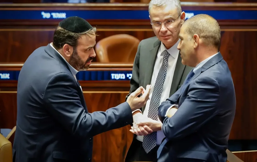 צעד נוסף במלחמה בטרור: הצעת החוק לגירוש מסיתים עברה בקריאה טרומית צעד נוסף במלחמה בטרור: הצעת החוק לגירוש מסיתים עברה בקריאה טרומית