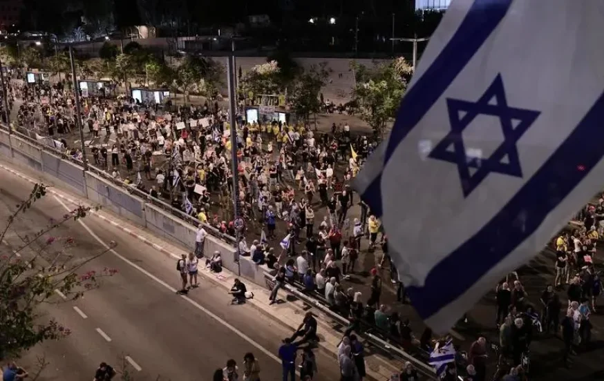 מחאות החטופים ברחבי הארץ: “המלחמה ממשיכה – והילדים שלנו נרקבים במנהרות” מחאות החטופים ברחבי הארץ: “המלחמה ממשיכה – והילדים שלנו נרקבים במנהרות”