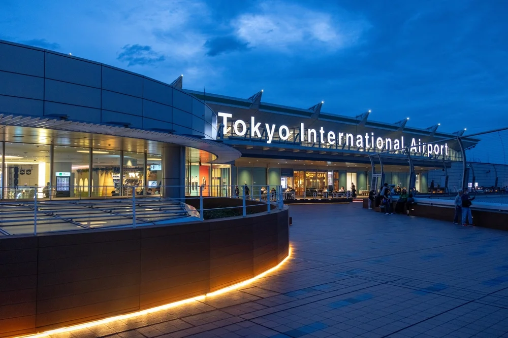 ארץ זרה: טס לעסקה מפתה ביפן – ומצא את עצמו עם חרב על הצוואר