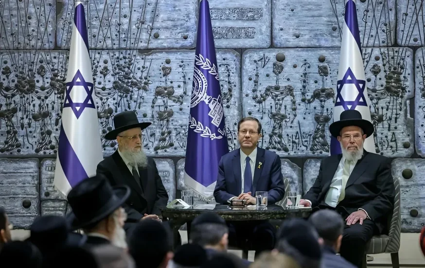 הרבנים הראשיים מגיבים להצתת בית הכנסת: "ימים אפלים לעם היהודי"