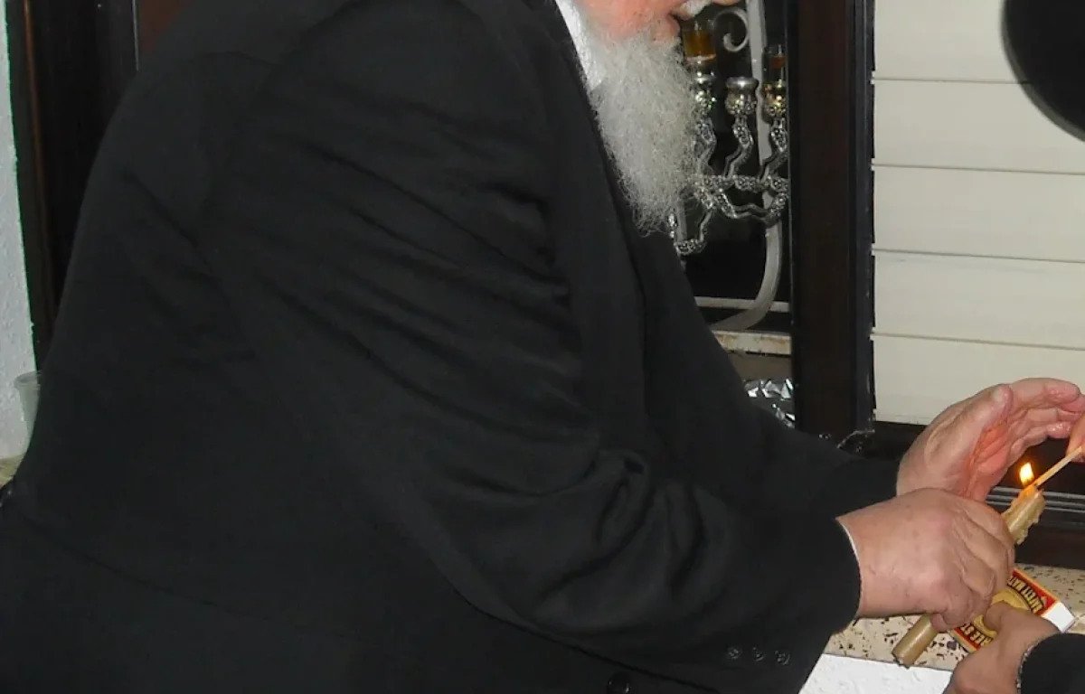 רב ומחנך לדורות: מסכת חייו של הגאון רבי נסים טולדנו זצ"ל