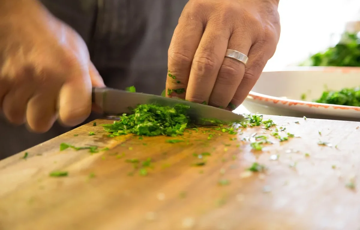 תשכחו ממה שחשבתם: המיתוסים הכי גדולים בעולם הבישול – והאמת שמאחוריהם תשכחו ממה שחשבתם: המיתוסים הכי גדולים בעולם הבישול – והאמת שמאחוריהם