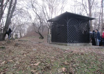 השמחה שביטלה את הגזֵרה: הסיפור המדהים של החסיד והחוזה מלובלין השמחה שביטלה את הגזֵרה: הסיפור המדהים של החסיד והחוזה מלובלין