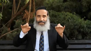 אל תפחדו מהמחשבות שלכם: הרב יצחק פנגר בסרטון שמרים אותנו