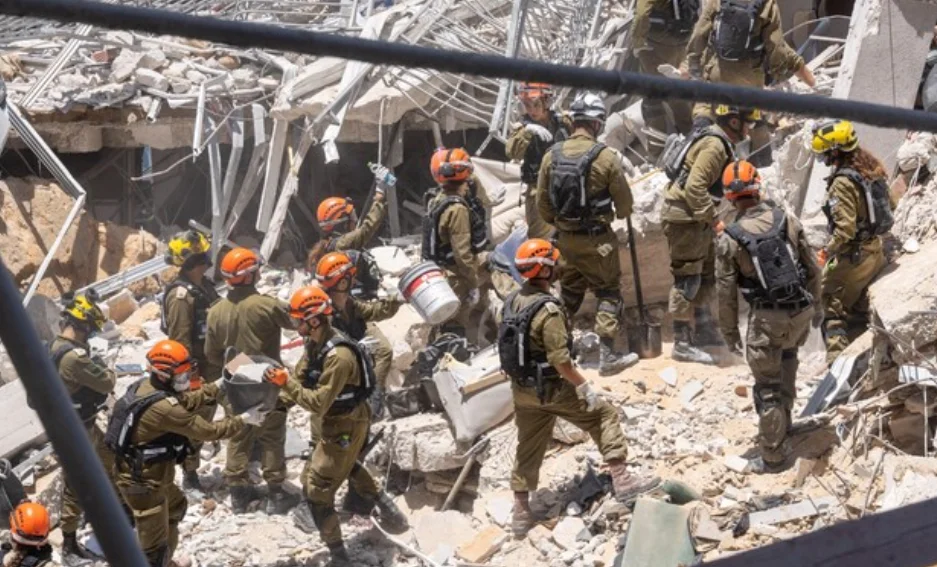 אפרת סרנגה, בת 44, היא אחת מהרוגות התקיפה האיראנית בבת ים