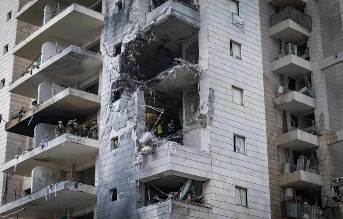 תחקיר פיקוד העורף: פגיעה ישירה בין שני ממ"דים &ndash; ארבעה הרוגים בפתח תקווה