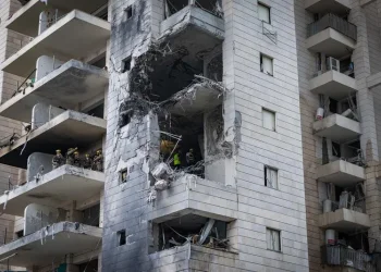 תחקיר פיקוד העורף: פגיעה ישירה בין שני ממ"דים &ndash; ארבעה הרוגים בפתח תקווה