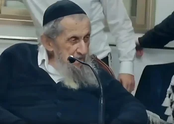 הגר"ד לנדו במכתב חיזוק: "תפקידנו – ללמוד, להתפלל ולהתחזק באמונה" הגר"ד לנדו במכתב חיזוק: "תפקידנו – ללמוד, להתפלל ולהתחזק באמונה"