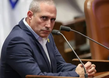 הטיל האיראני פגע בביתו של חבר הכנסת: "הנזק – רק לרכוש, שלומי טוב" הטיל האיראני פגע בביתו של חבר הכנסת: "הנזק – רק לרכוש, שלומי טוב"