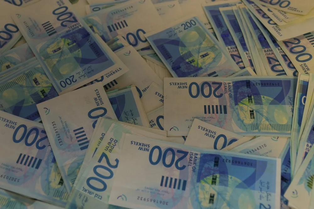  "אם תעבוד בשבת, אכפיל לך את המשכורת"