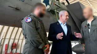 נתניהו בבסיס חיל האוויר: "אנחנו בדרך להשיג ניצחון"