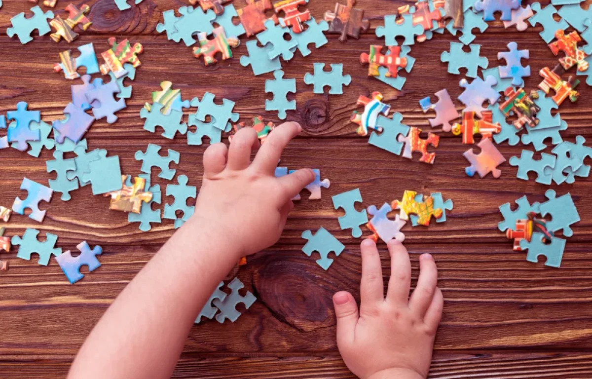 "אמא, למה יש אזעקה?": כך תהפכו לעוגן רגשי עבור הילדים גם בזמני חירום "אמא, למה יש אזעקה?": כך תהפכו לעוגן רגשי עבור הילדים גם בזמני חירום