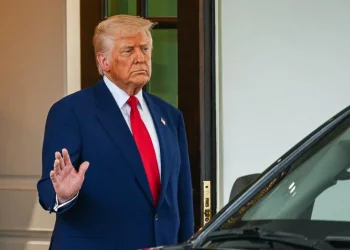 טראמפ עזב את פסגת G7: "כולם להתפנות מטהראן – לאיראן לא יהיה נשק גרעיני" טראמפ עזב את פסגת G7: "כולם להתפנות מטהראן – לאיראן לא יהיה נשק גרעיני"