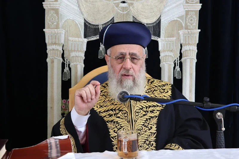 הלכה לשעת חירום: הראשון לציון מבהיר מה מותר לעשות כשיש אזעקה