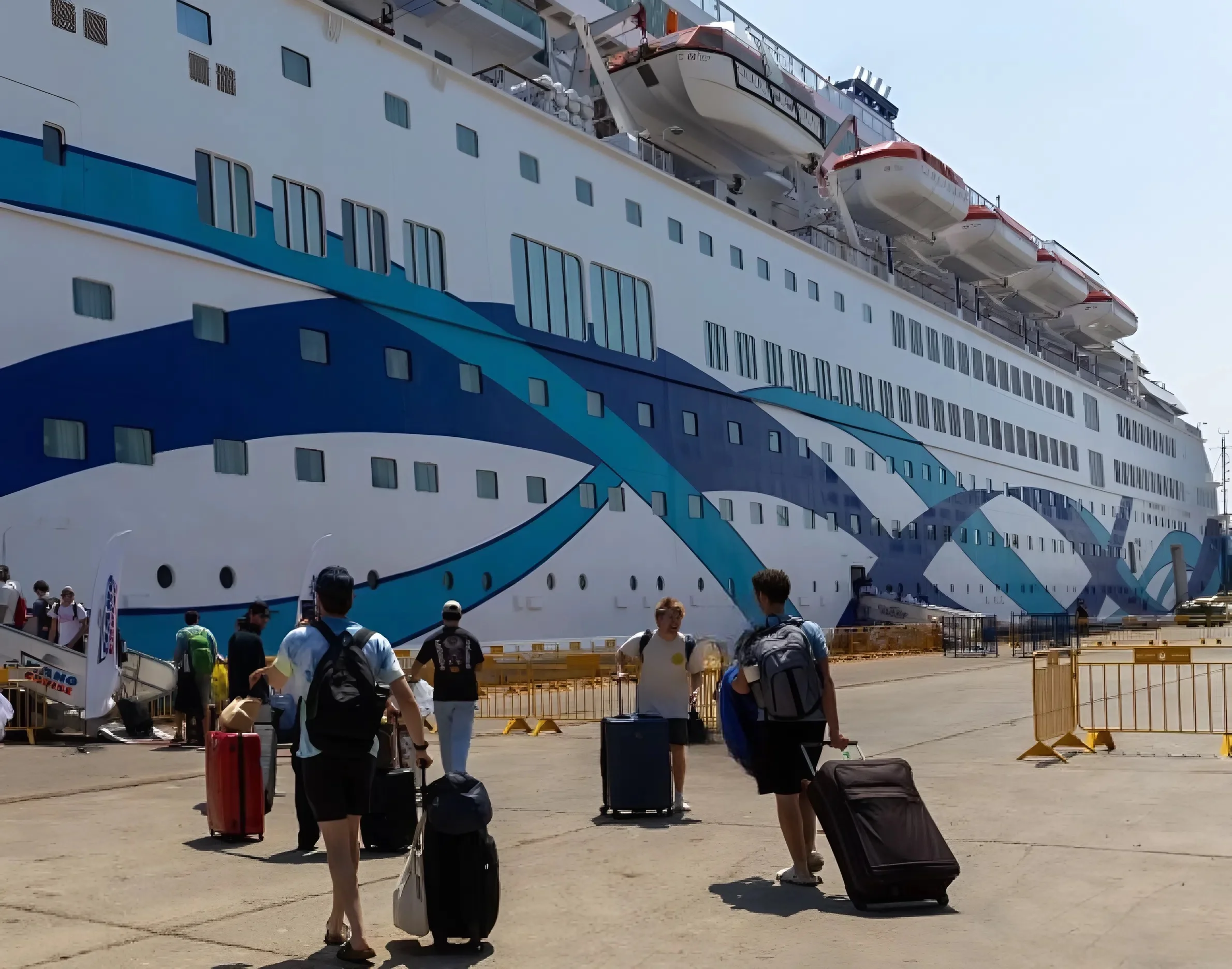 מבצע חילוץ ימי: 1,500 משתתפי תגלית פונו מישראל בליווי ספינות חיל הים