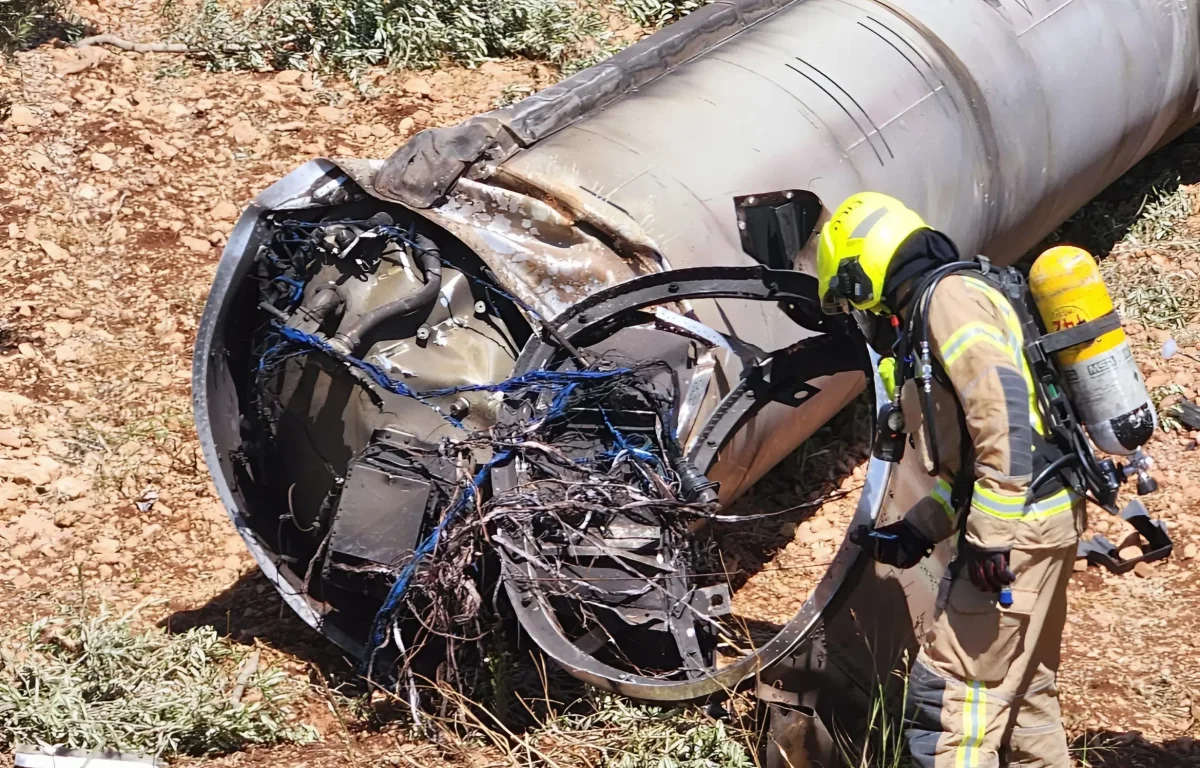 עם צוות ייעודי לניטור חומרים מסוכנים: כך הלוחמים נטרלו את שאריות הטיל האיראני בצפון