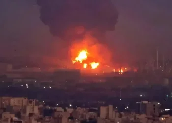 תוהו ובוהו באיראן: הכלכלה קורסת והאינטרנט הושבת