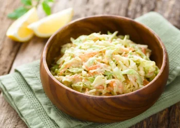 5 דקות הכנה, אפקט של חגיגה: סלט כרוב לשבת