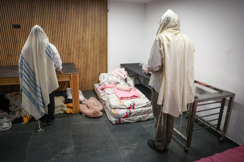 ישראל חוזרת למצב חירום: פיקוד העורף החמיר את ההנחיות בעקבות המתקפה