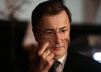 "פה זה לא בני ברק!" &ndash; העימות הסוער בין ראש עיריית תל אביב ללב לבייב