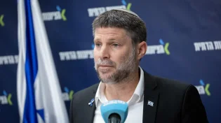 11 ימים, אפס שקלים: כך נתקע המענק שחיוני לאלפי מפונים