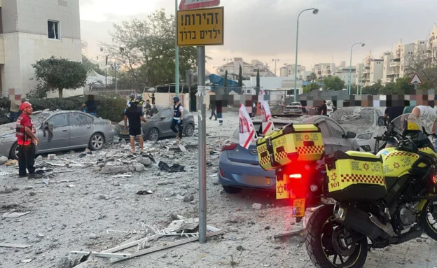 הפסקת אש? טיל פגע בבניין מגורים בבאר שבע: ארבעה הרוגים, 26 פצועים