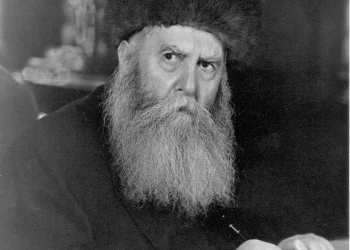 "החוקר שלף אקדח והצמיד אותו לרבי" – ומה שהרבי ענה הימם את כולם