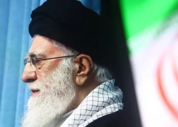 ההיעדרות המסתורית של ח'אמנאי: "החלטות מתקבלות בשלט רחוק"