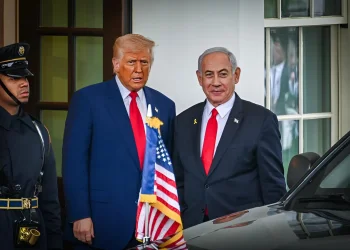 בקואליציה מהדהדים את דברי טראמפ. לפיד: "התערבות חמורה במדינה ריבונית" בקואליציה מהדהדים את דברי טראמפ. לפיד: "התערבות חמורה במדינה ריבונית"