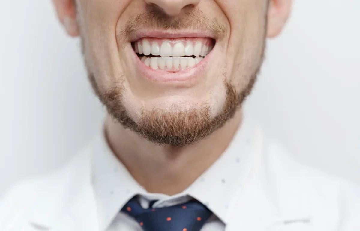 לא רק הנפש נפגעת: כך המלחמה פוגעת לך בשיניים לא רק הנפש נפגעת: כך המלחמה פוגעת לך בשיניים