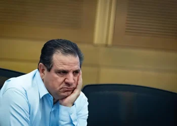 אושר בוועדה: הכנסת מתקדמת לקראת הדחת חבר הכנסת איימן עודה