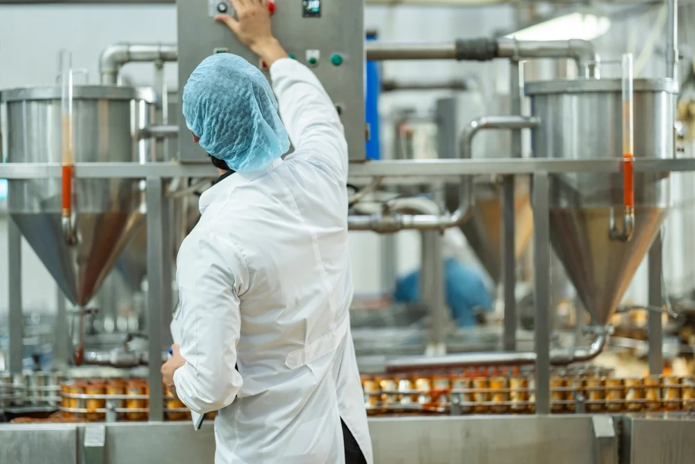 מפעלי המזון בישראל סיפקו יותר מ-90% מהדרישה בשגרה במהלך מבצע "עם כלביא"