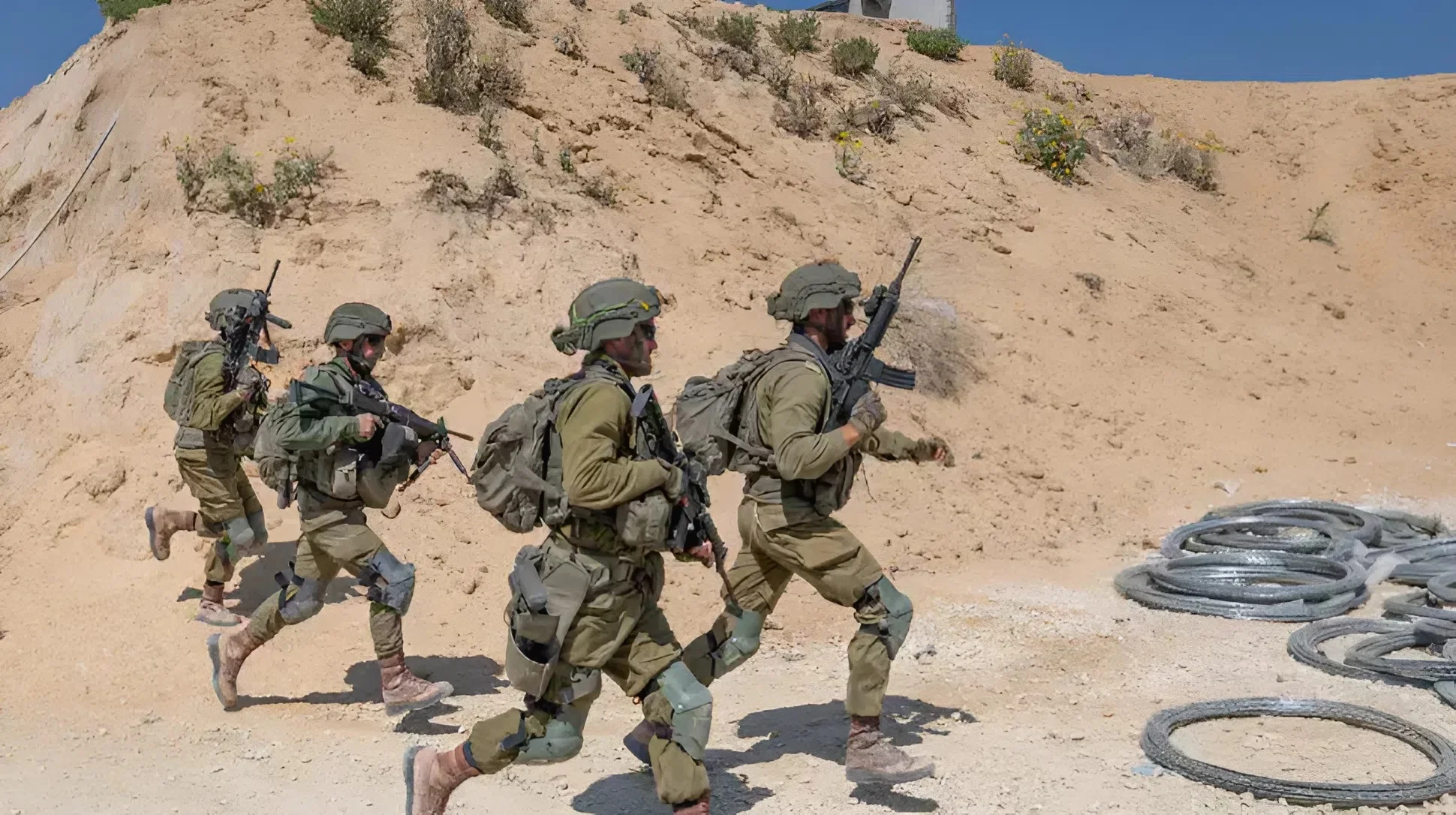 קצין בכיר מבהיר: "הפעילות בעזה נמשכת, אין דשדוש" קצין בכיר מבהיר: "הפעילות בעזה נמשכת, אין דשדוש"