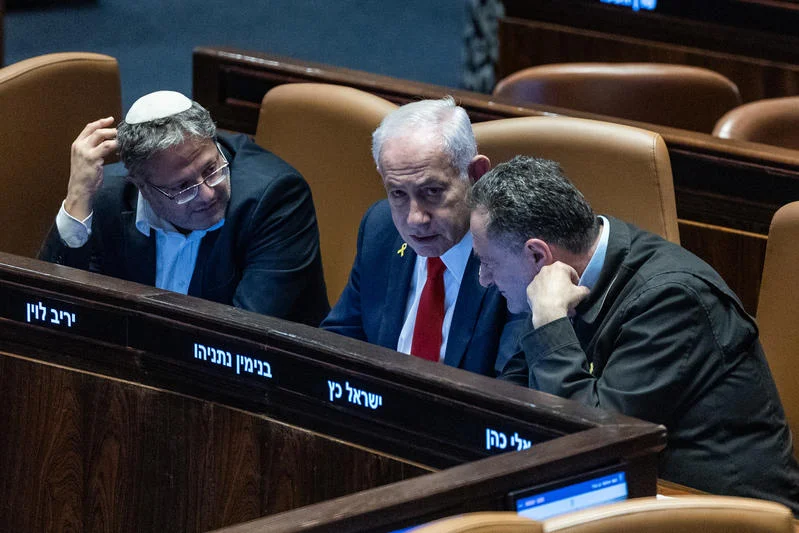 בן גביר נגד, נתניהו בעד: המכשולים הצפויים בדרך לעסקת חטופים בן גביר נגד, נתניהו בעד: המכשולים הצפויים בדרך לעסקת חטופים