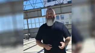 "מה עושים כשלא מבינים? מתחברים לשורש": עדי גיבסון עם ביט חדש