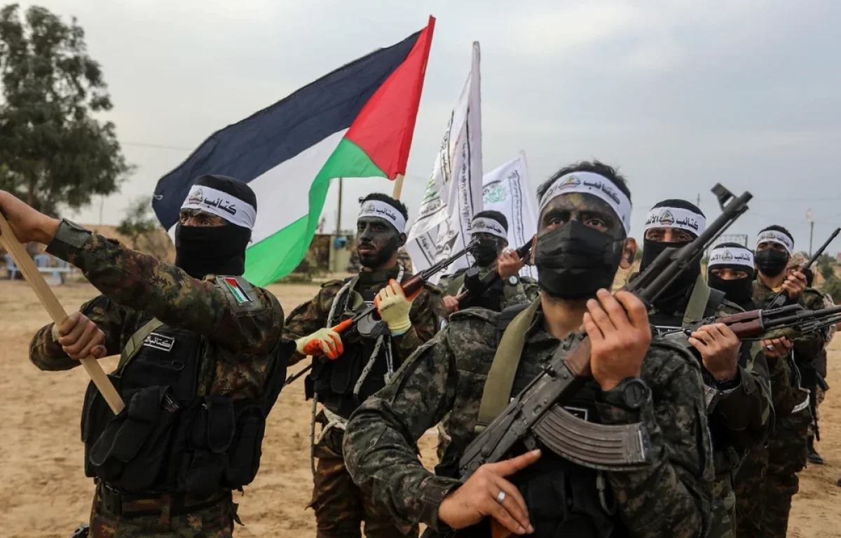 חמאס מאותת על גמישות: בוחן ערבויות ביטחוניות בתמורה לעסקה כוללת
