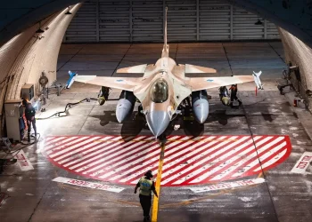 בתו של מפקד המטה האיראני שחוסל: "אבא התחבא ונזהר &ndash; אבל ישראל מצאה אותו"