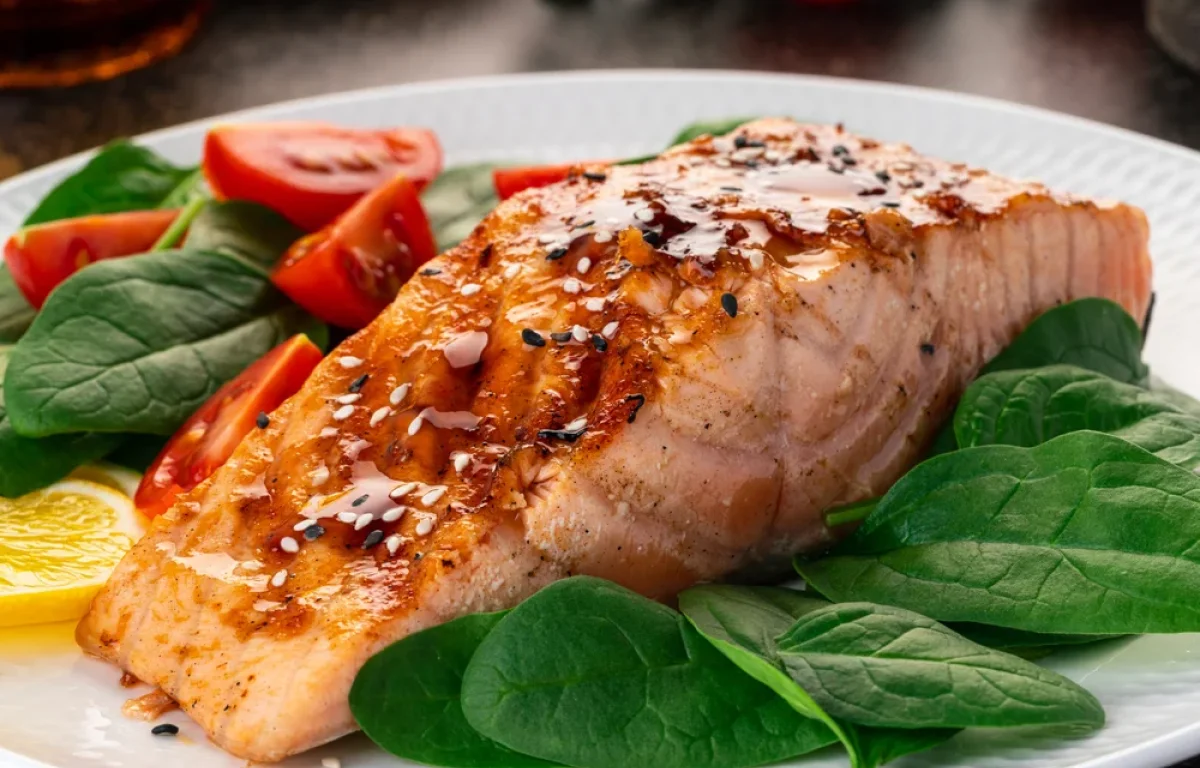 חכמת הצלחת: 7 מזונות שעוזרים למוח להזדקן לאט יותר