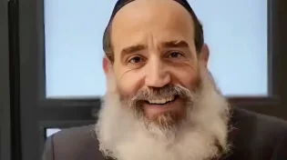 80 שנה הניח תפילין פסולות - הרב פנגר מספר איך הפך את זה לשמחה