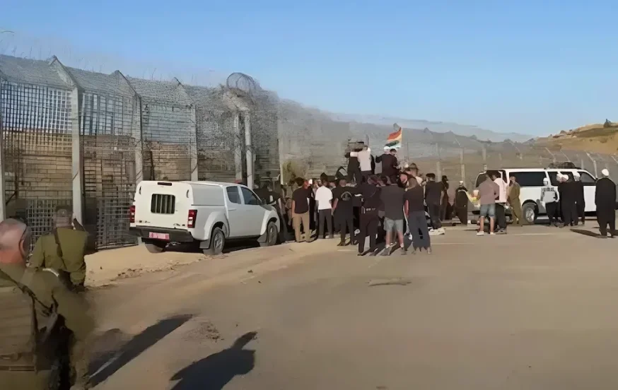 מבצע לילי בגבול סוריה: צה"ל פעל להשיב את הדרוזים שחצו אתמול את הגדר