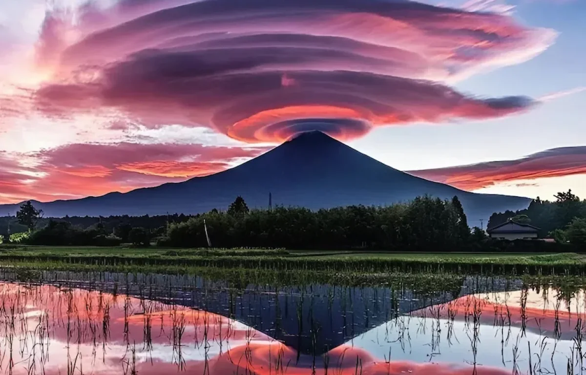 מעל ראש ההר: תופעה נדירה שגורמת לרבים לעצור ולחשוב - גם בעיניים של אמונה מעל ראש ההר: תופעה נדירה שגורמת לרבים לעצור ולחשוב - גם בעיניים של אמונה