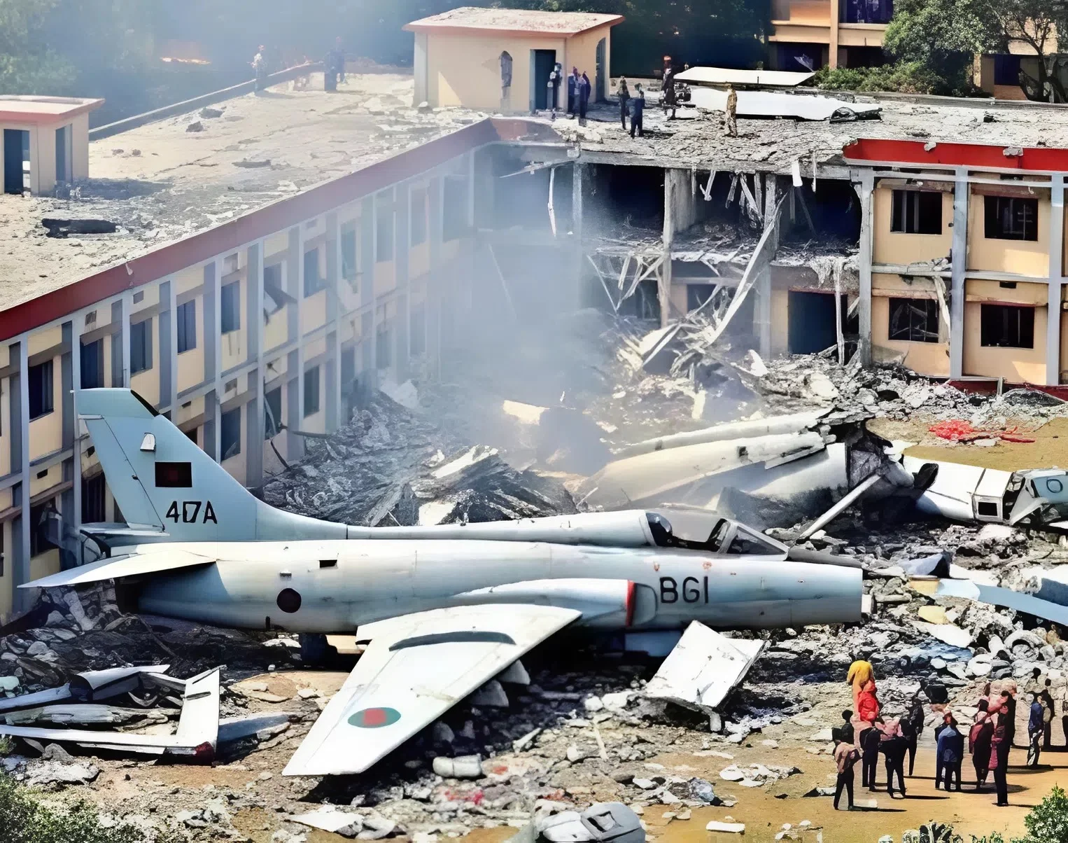 אסון כבד בבנגלדש: מטוס צבאי התרסק על בית ספר – 19 הרוגים, רובם תלמידים