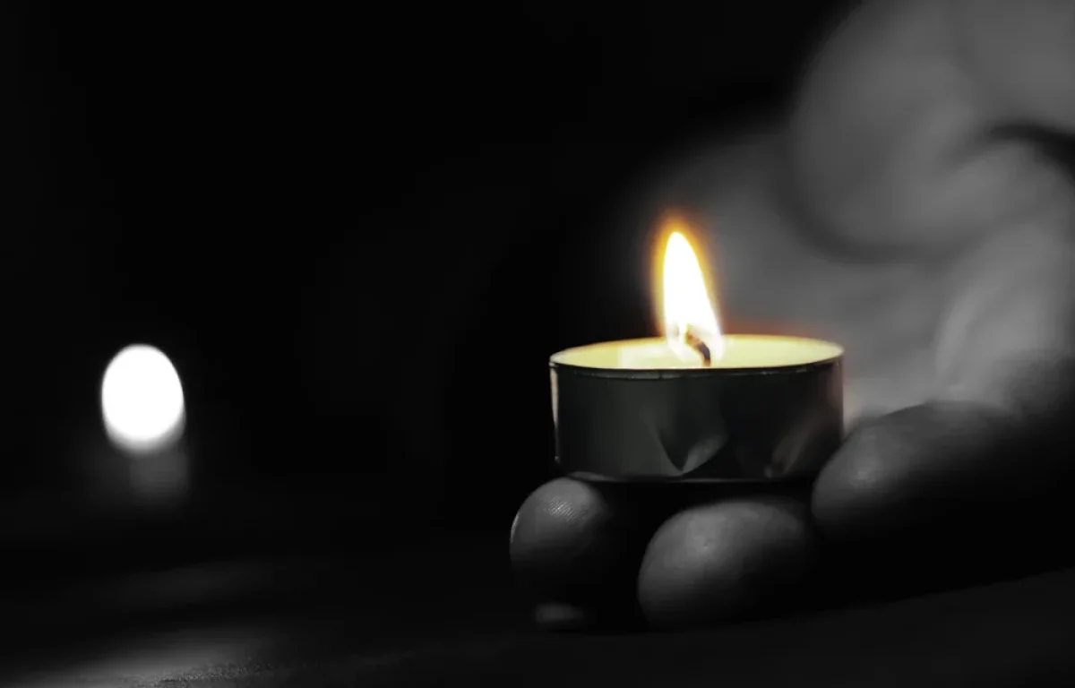 מהחושך לאור: אלו הצדיקים שמלווים אותנו דווקא בימי האבל של חודש אב