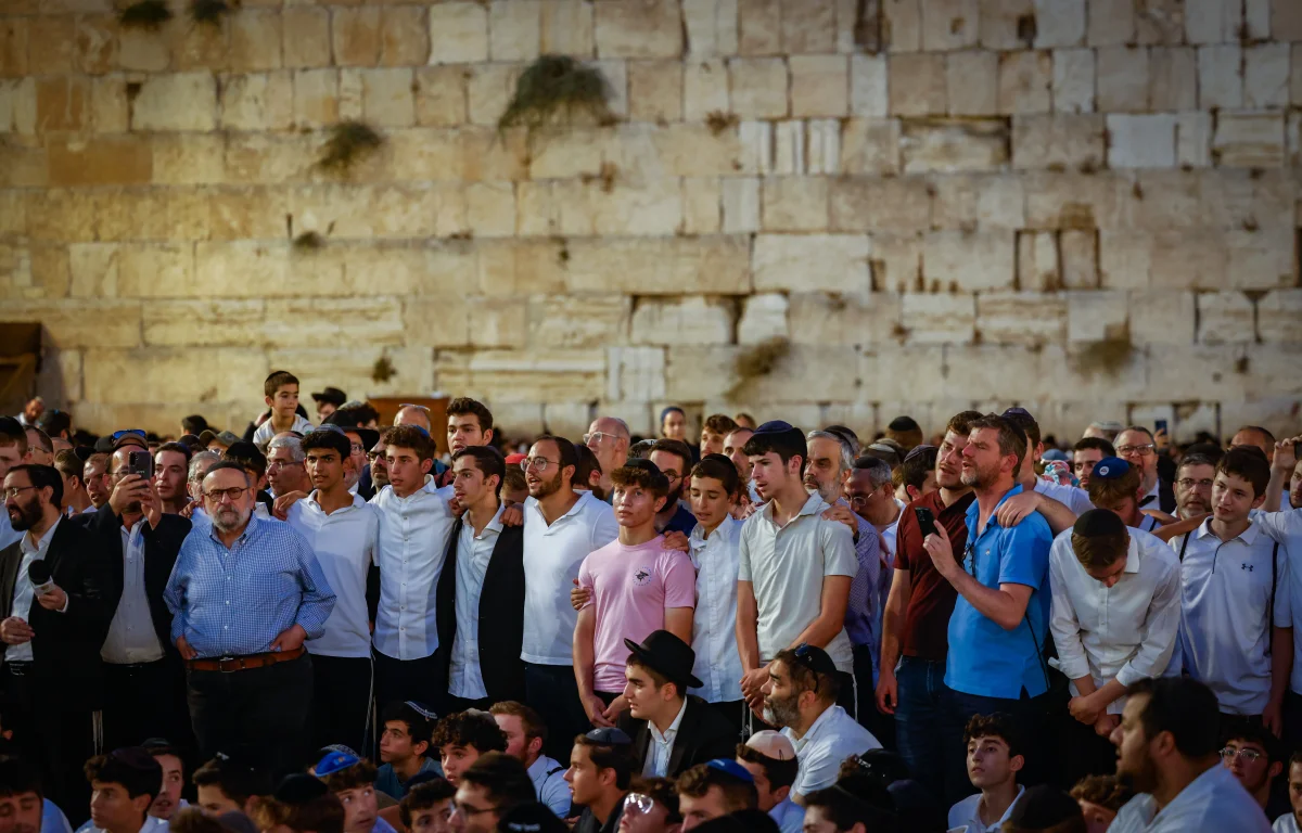 "לא סתם אבלות". איך נכון להסתכל על מנהגי האבלות בימי אלו? "לא סתם אבלות". איך נכון להסתכל על מנהגי האבלות בימי אלו?