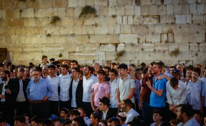 "לא סתם אבלות". איך נכון להסתכל על מנהגי האבלות בימי אלו?