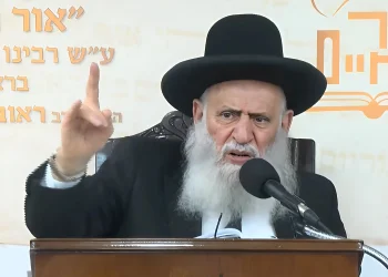 הרב ראובן אלבז: ביום שנחרב הבית נולד המשיח הרב ראובן אלבז: ביום שנחרב הבית נולד המשיח