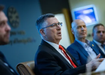 סער באו"ם: "חמאס מענים את החטופים, העולם שותק"